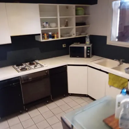 Chambre avec Salle d'eau privé au calme proche aeroport et rocade Pessac Extérieur photo